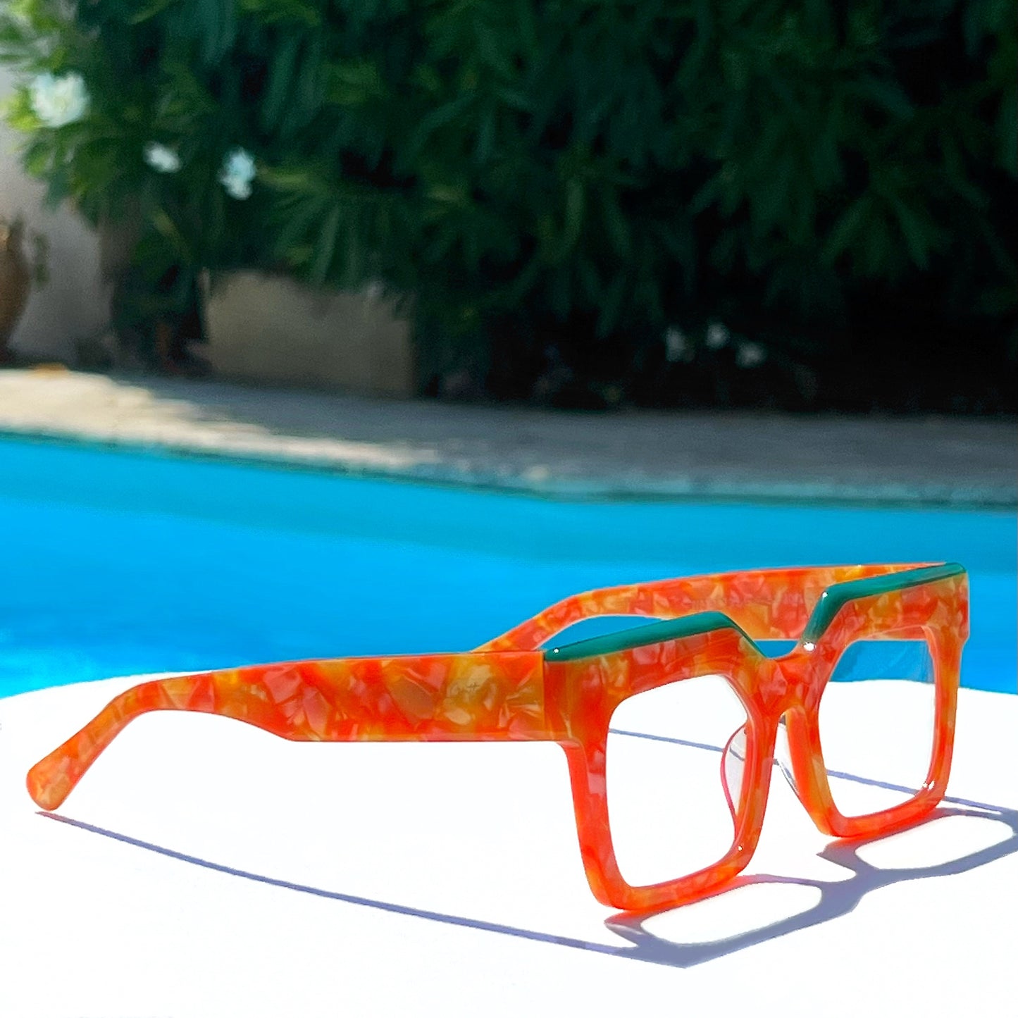 EYEWEAR