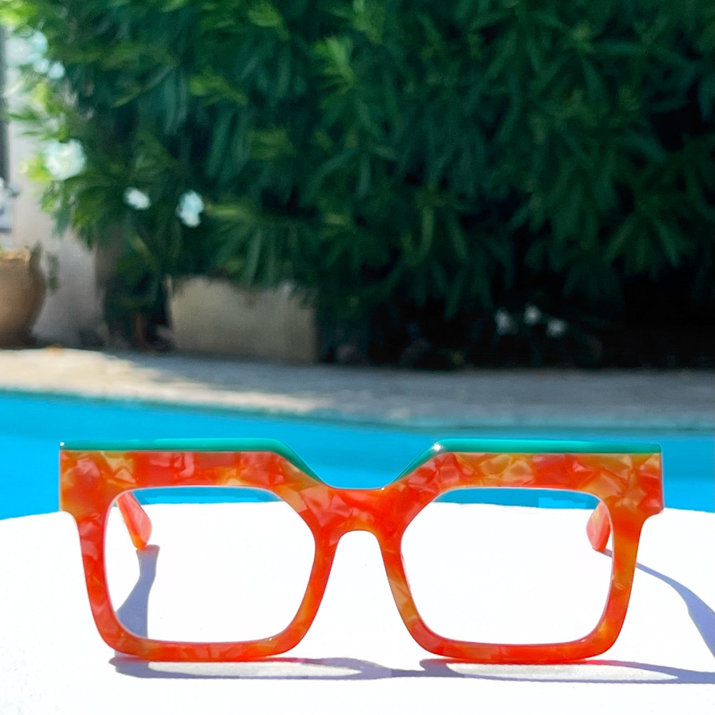 EYEWEAR